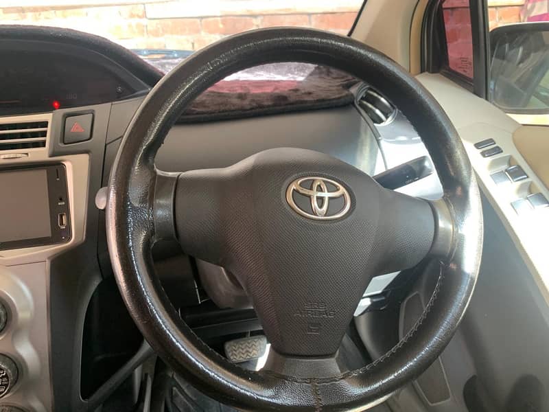 Toyota Vitz 2007 3