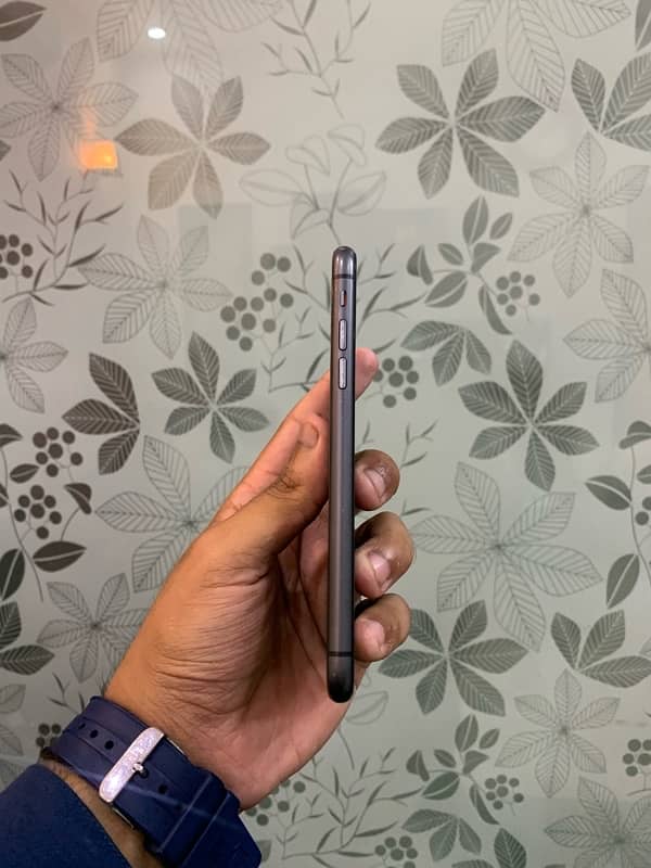 iphone 11 64 gb factory unlock 1