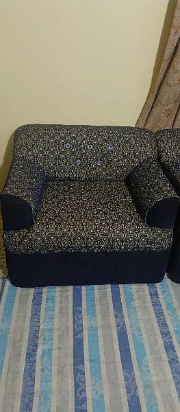 4 seater sofa set with table 6