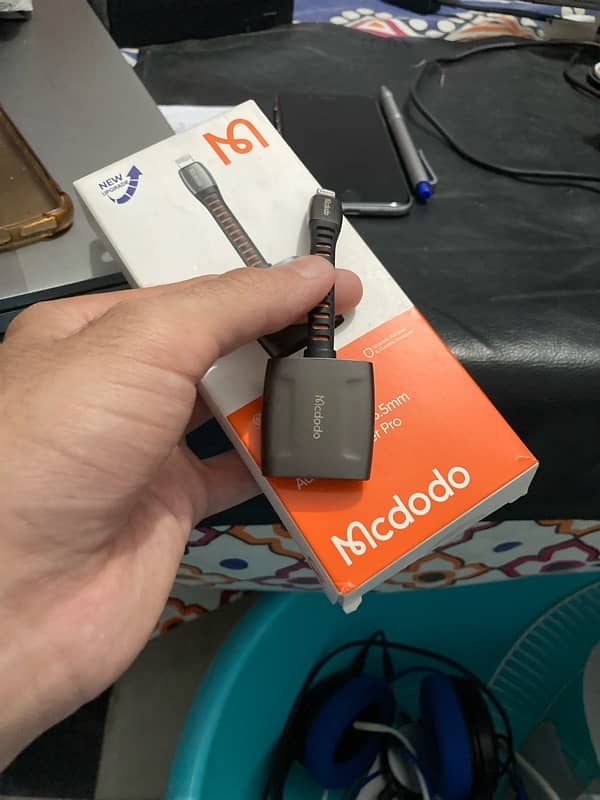 MC DODO ORIGINAL SPLITER/connector for IPHONE FOR GAMING 10/10 conditi 1