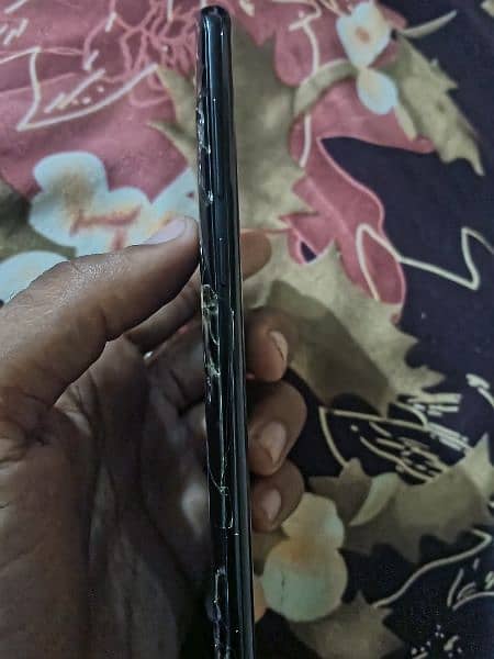 Samsung S8+. 4.64 non pta butt sim work 2 year sy 7