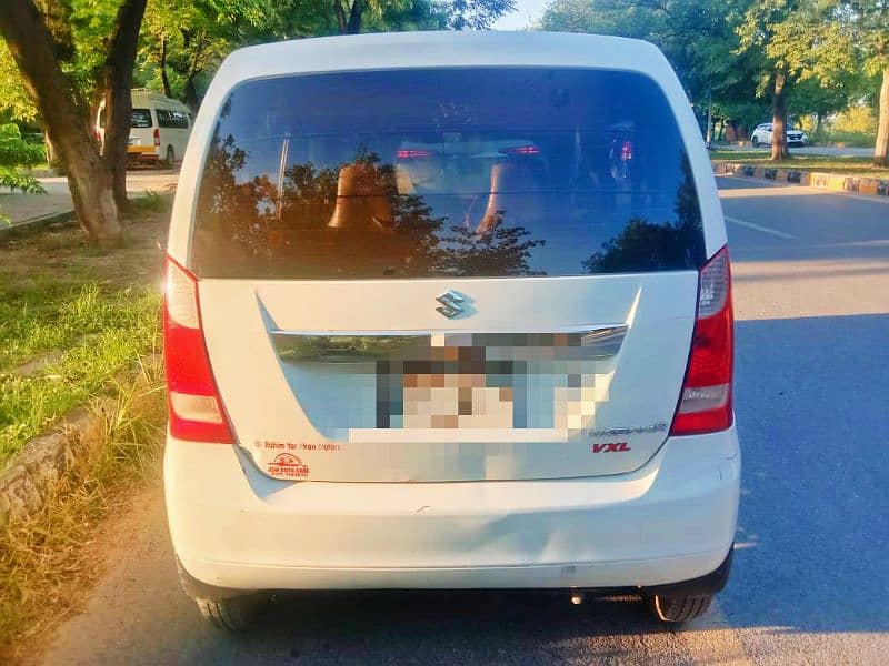 Suzuki Wagon R 2018 1