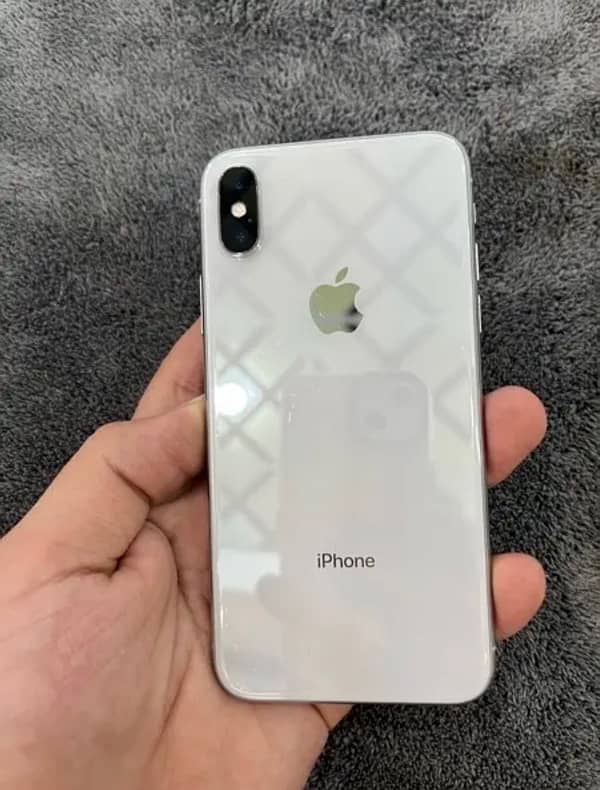 I phone x pta approved 64 gb True Tone on battery service 79 health 3