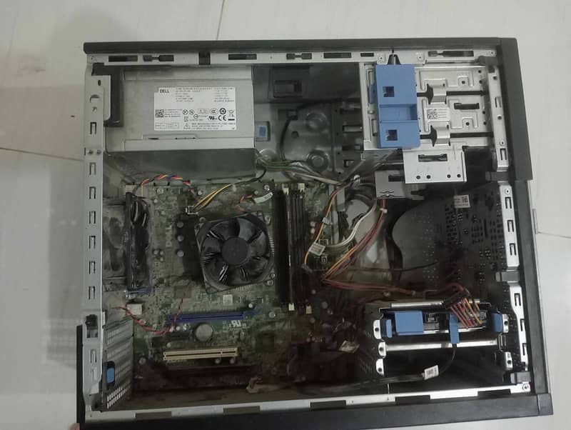 DELL (CORE i3) 7