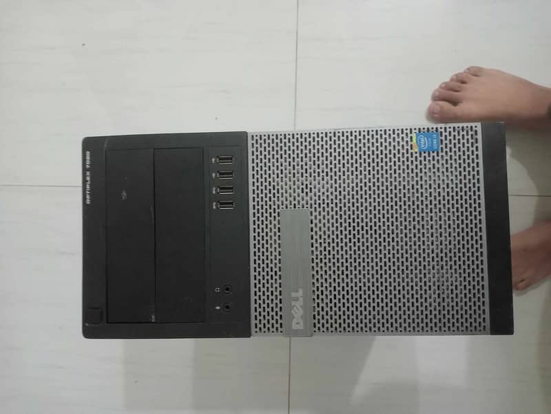 DELL (CORE i3) 10