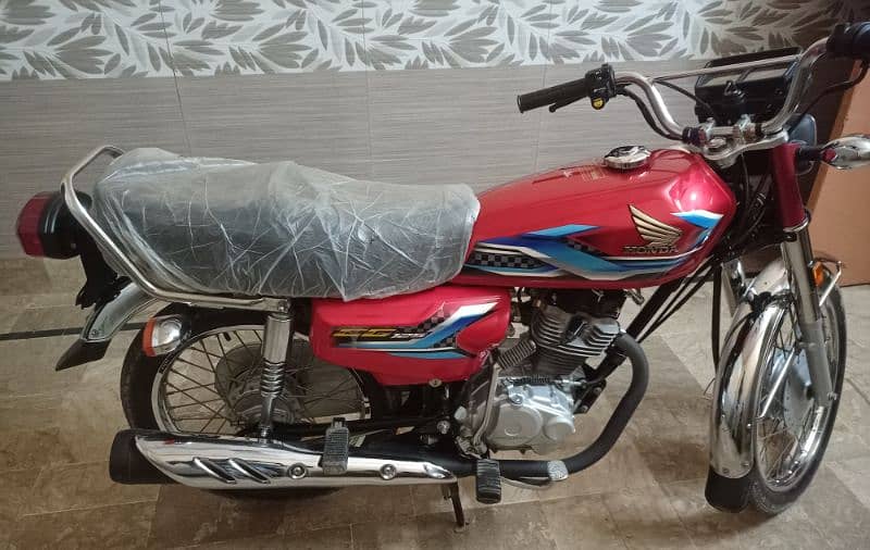 Honda CG 125 2k24 model 1