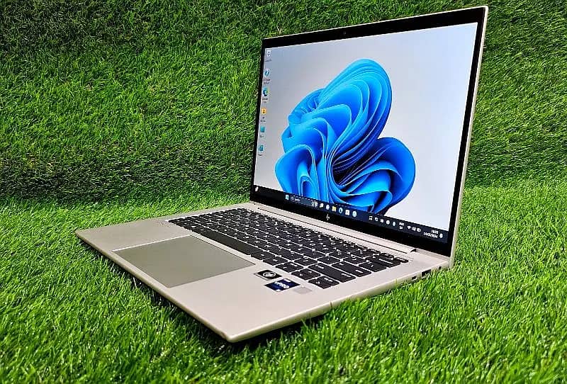 Hp laptop Elitebook core i5 ,9th generation , 8GB/256GB , Laptop 0