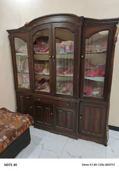 showcase wooden