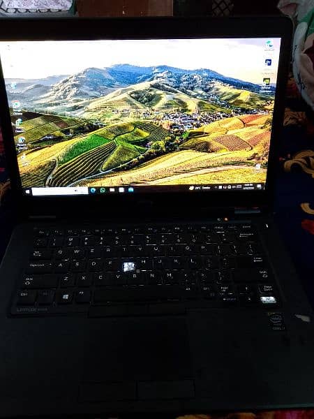 Urgent sale dell laptop latitude 7450 contact at 03248406615 both wtap 4