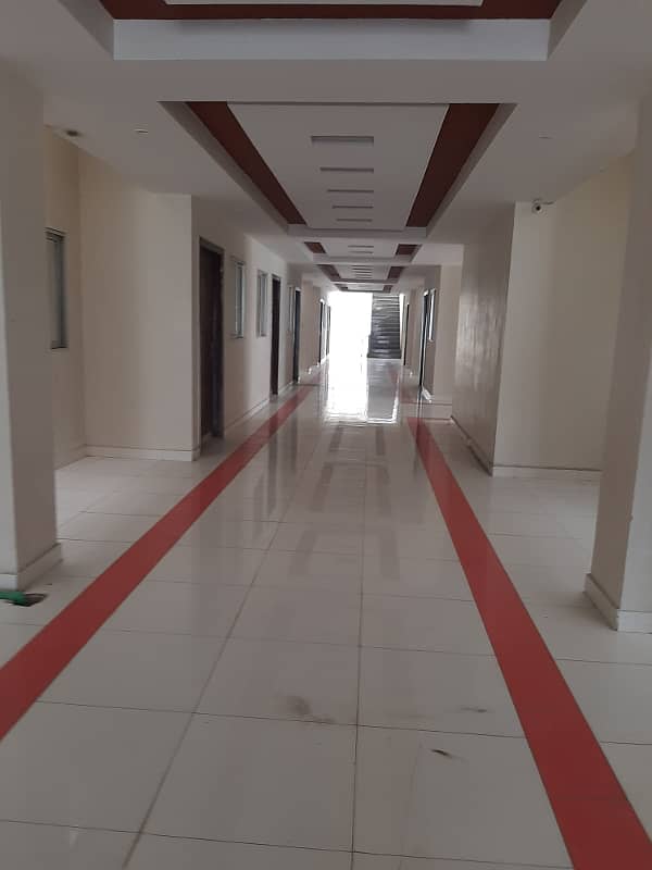 D/12 markaz 2nd floor margala face 800sq dubel office available for rent real piks 7