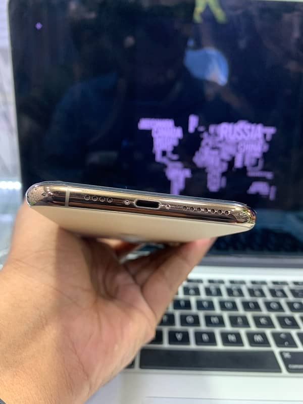 IPHONE 11 PRO MAX PTA APPROVED 2