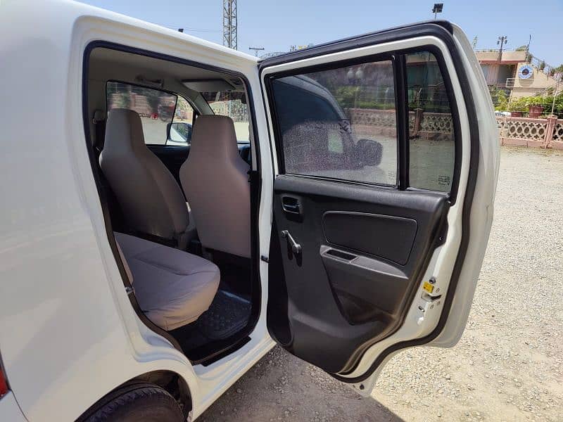 Suzuki Wagon R 2014 5