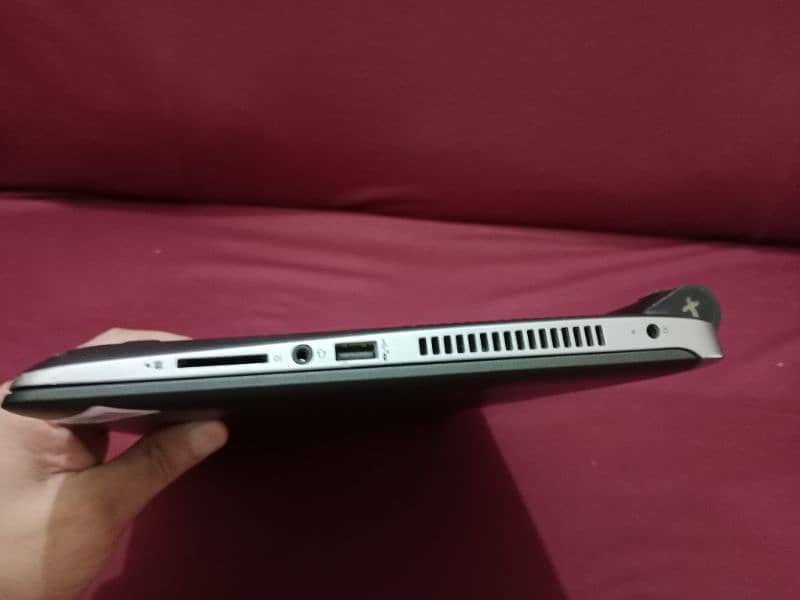 hp elitebook 430 g3 256 gb ssd and 12gb ram 5