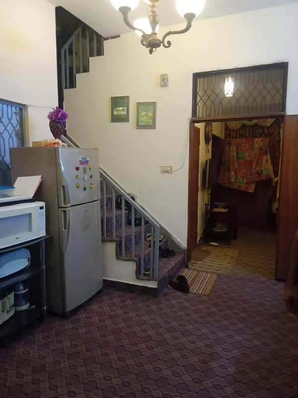 5 Marla Triple Storey 6 Bed House In E1 Block 9