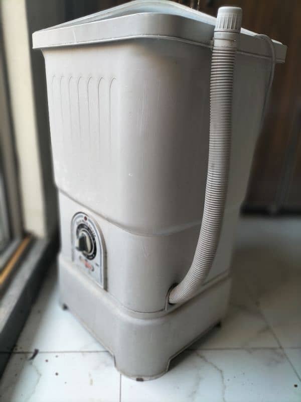 mini washing machine 1