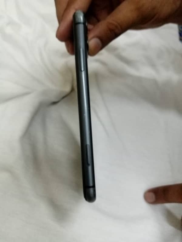 iPhone 11 non pta factory unlook 4