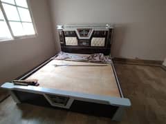 double bed without metris