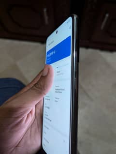 Realme GT5  240 Watt