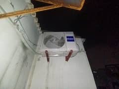 Haier DC inverter like a new  use only 1 month