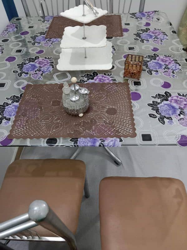 4 seater dining table condition 10.10 2