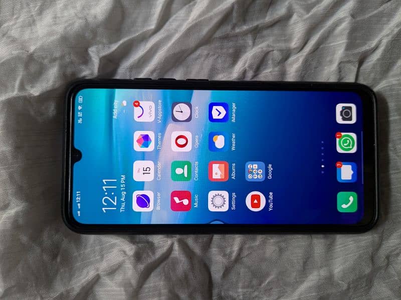 vivo S1 pro 8/ 128 gb 3