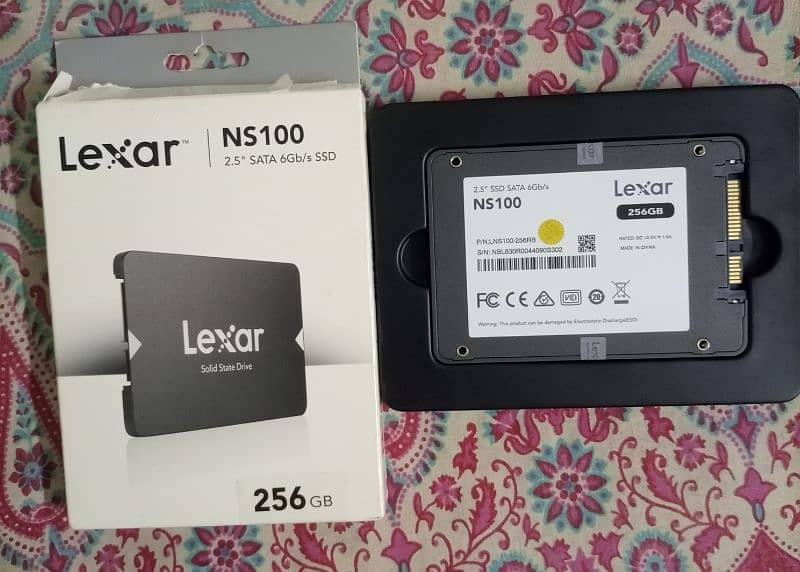 SSDs, NVMe: WD Sn730 512gb + GoldenFir 256gb + Lexar 256gb 1