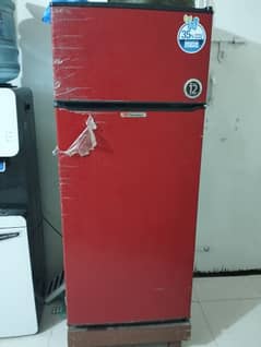 Dawlance refrigerator medium size