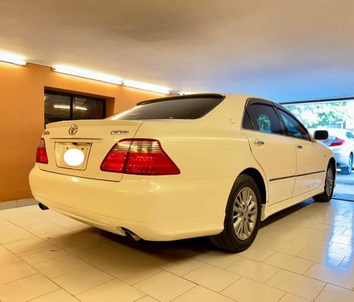 Toyota Crown 2004 13