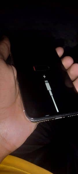 IPHONE X NON PTA 7