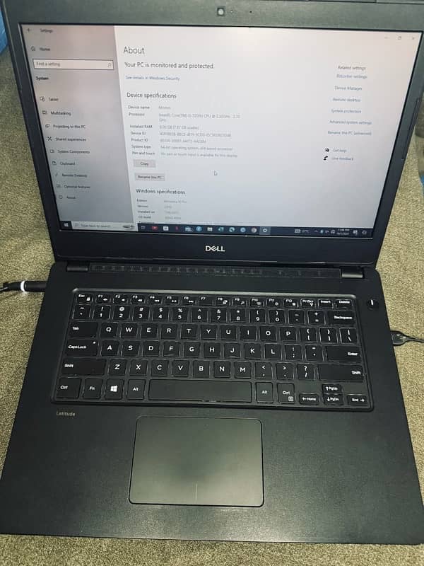 DELL LATITUDE i5 7th Gen  8GB  256GB 1