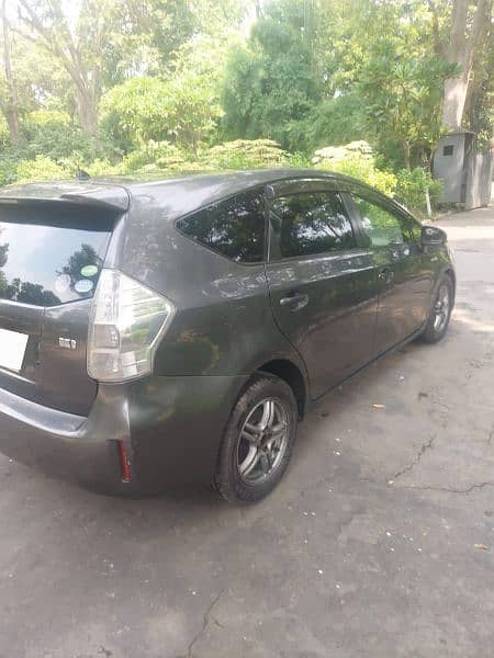 Toyota Prius Alpha 2013/18 s led 5 seater 2