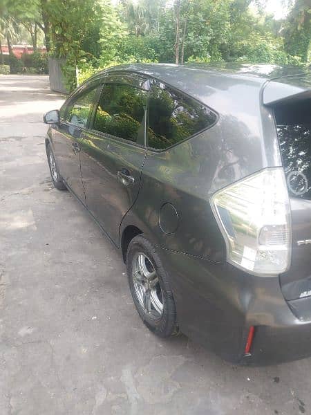 Toyota Prius Alpha 2013/18 s led 5 seater 4