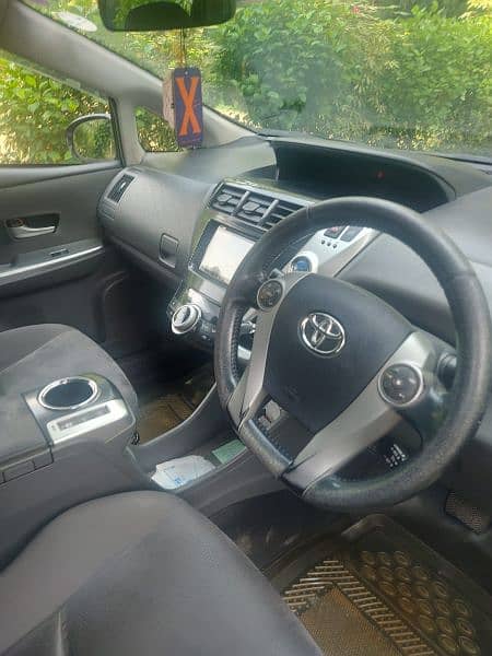 Toyota Prius Alpha 2013/18 s led 5 seater 5