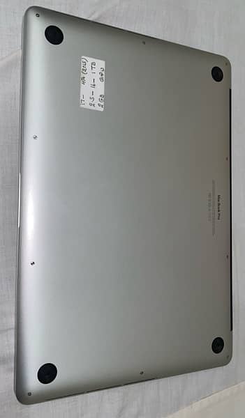 APPLE MACBOOK PRO 2015 RETINA DISPLAY 16/1 TB (SSD) 2GB GC 15” DISPLAY 1