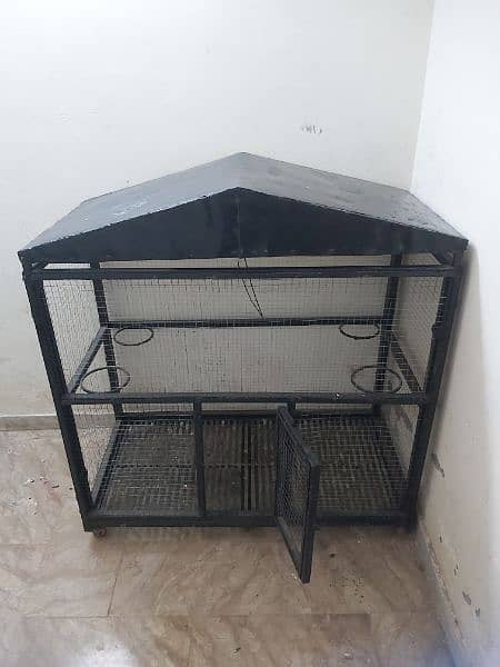 Folding and sliding cage available 2