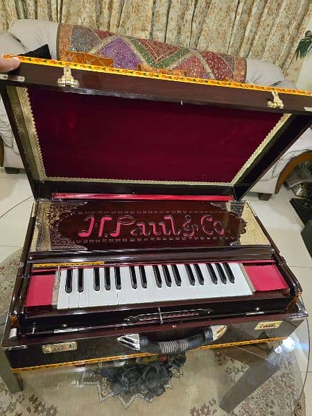 4 Line Harmonium Paul and Co Brand 1