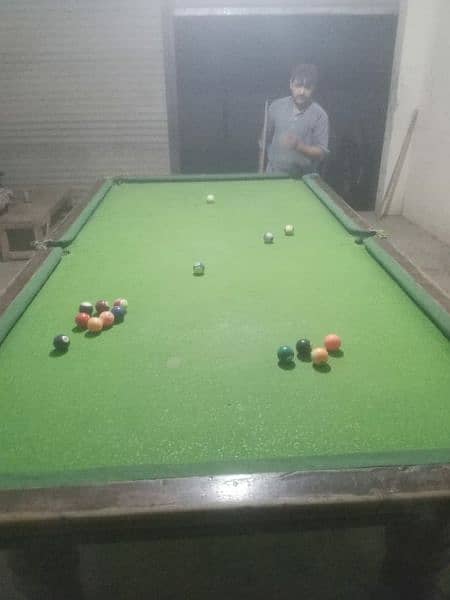 snooker for sale with2 stik 8