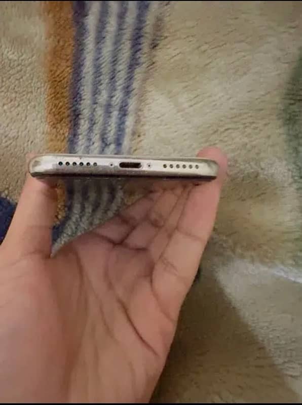 iPhone X 256 GB     03170932789 WhatsApp 4