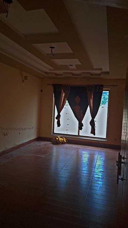 10 Marla Full House For Rent In Nawab Town 0