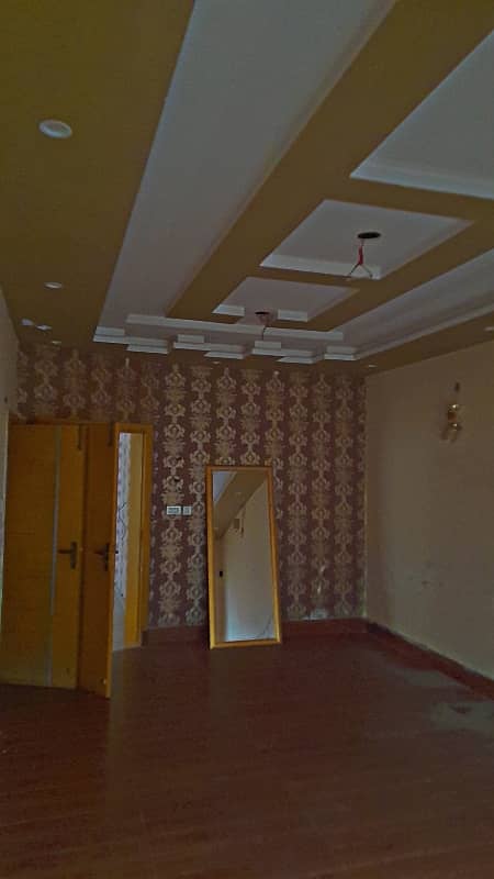 10 Marla Full House For Rent In Nawab Town 6