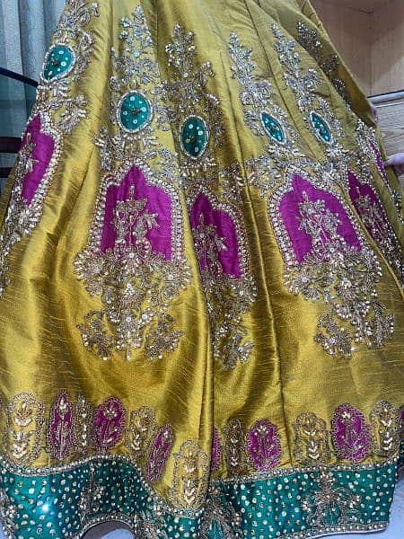 MEHNDI BRIDAL DRESS 0