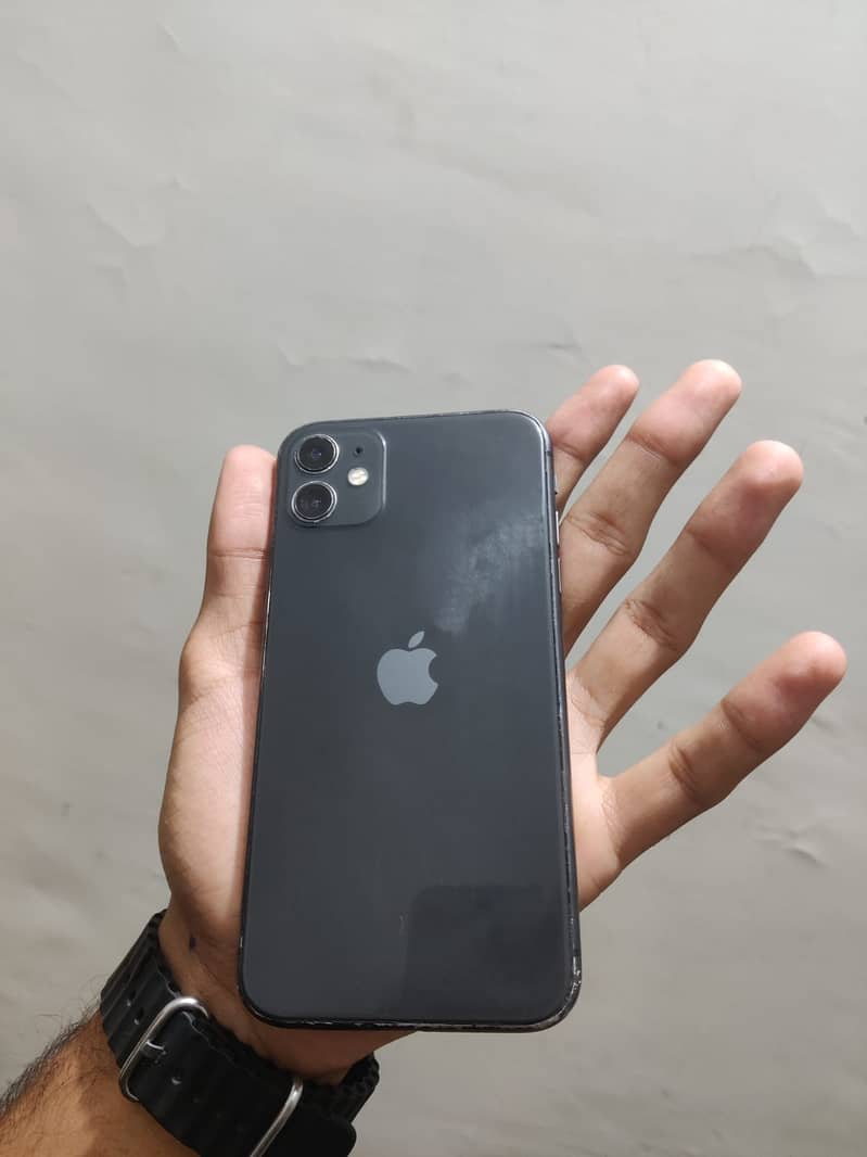 iPhone 11 128 gb exchg possibl 4