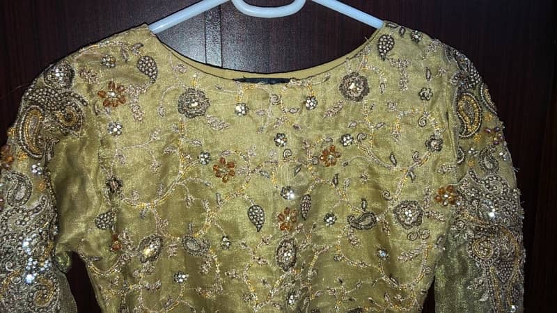 golden airline frock 2