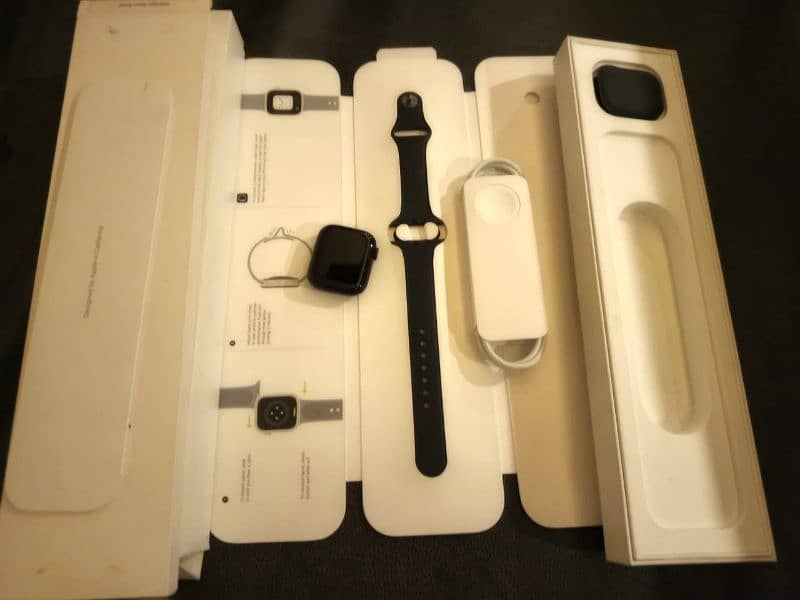 Apple Watch Series 8 1