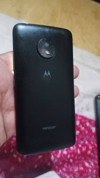 moto e4 pta approved touch galss creck working fine 2