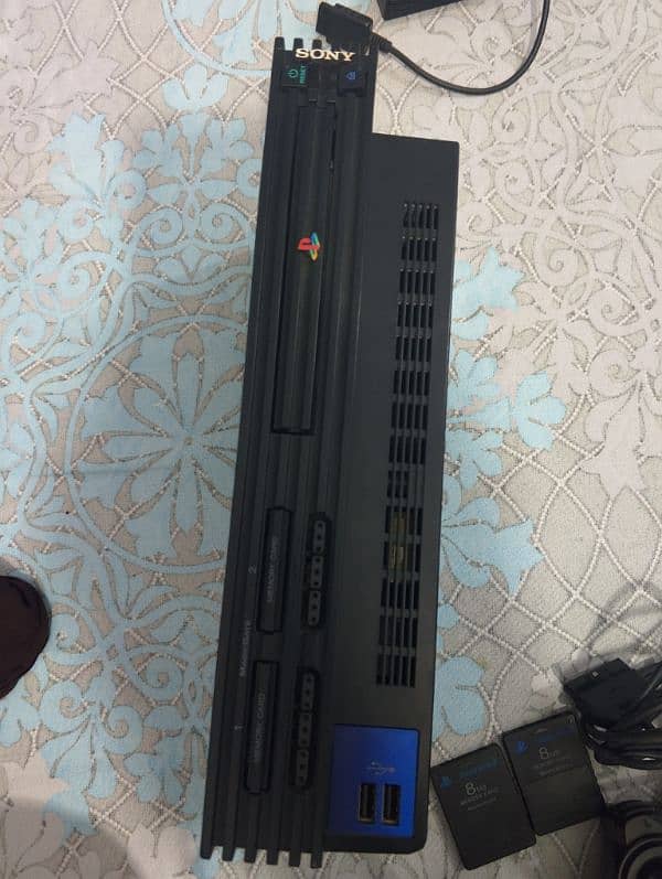 Playstation 2 10/10 condition 2