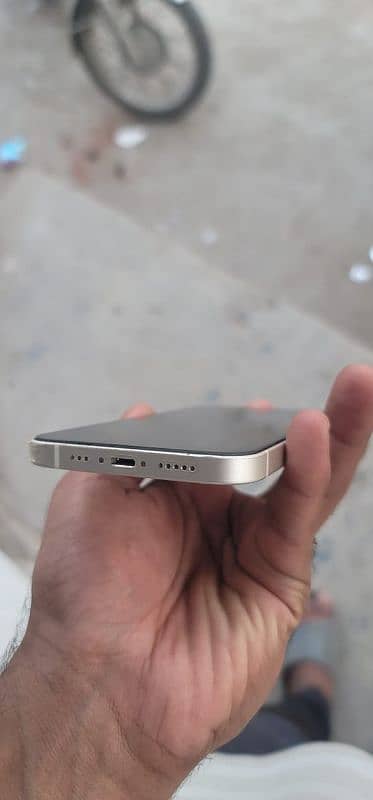 iphone 12 jv 64gb 10/10 condition 3