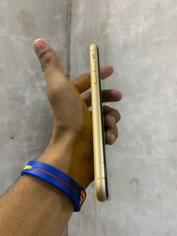 iphone xr urgent sale 2