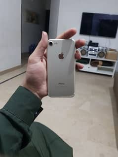 iPhone 7 32gb Pta approved