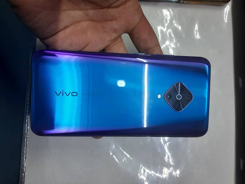 VIVO Y51 VERY LUSH CONDITION 2